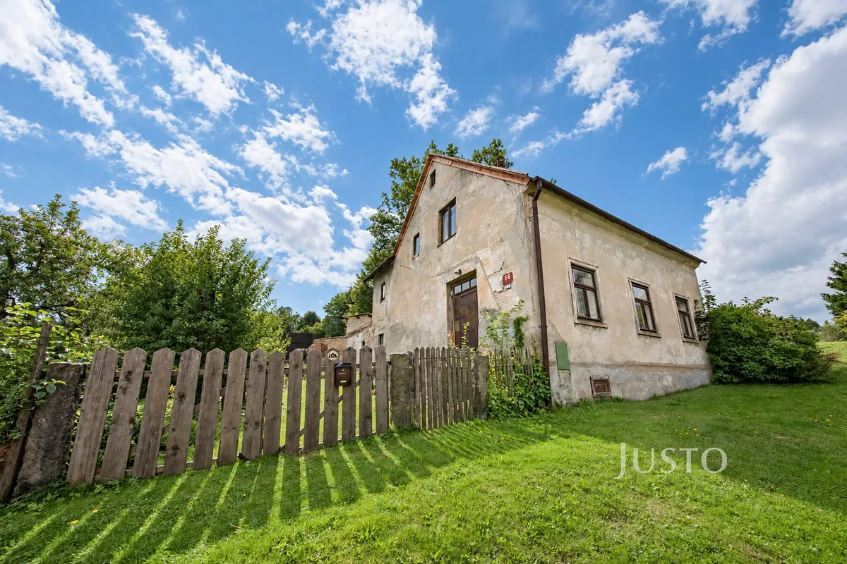Prodej rodinného domu 90 m², pozemek 627 m²